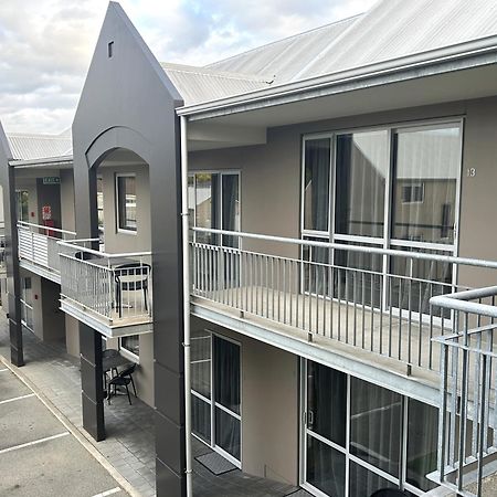 Shelby Motor Lodge Invercargill Bagian luar foto