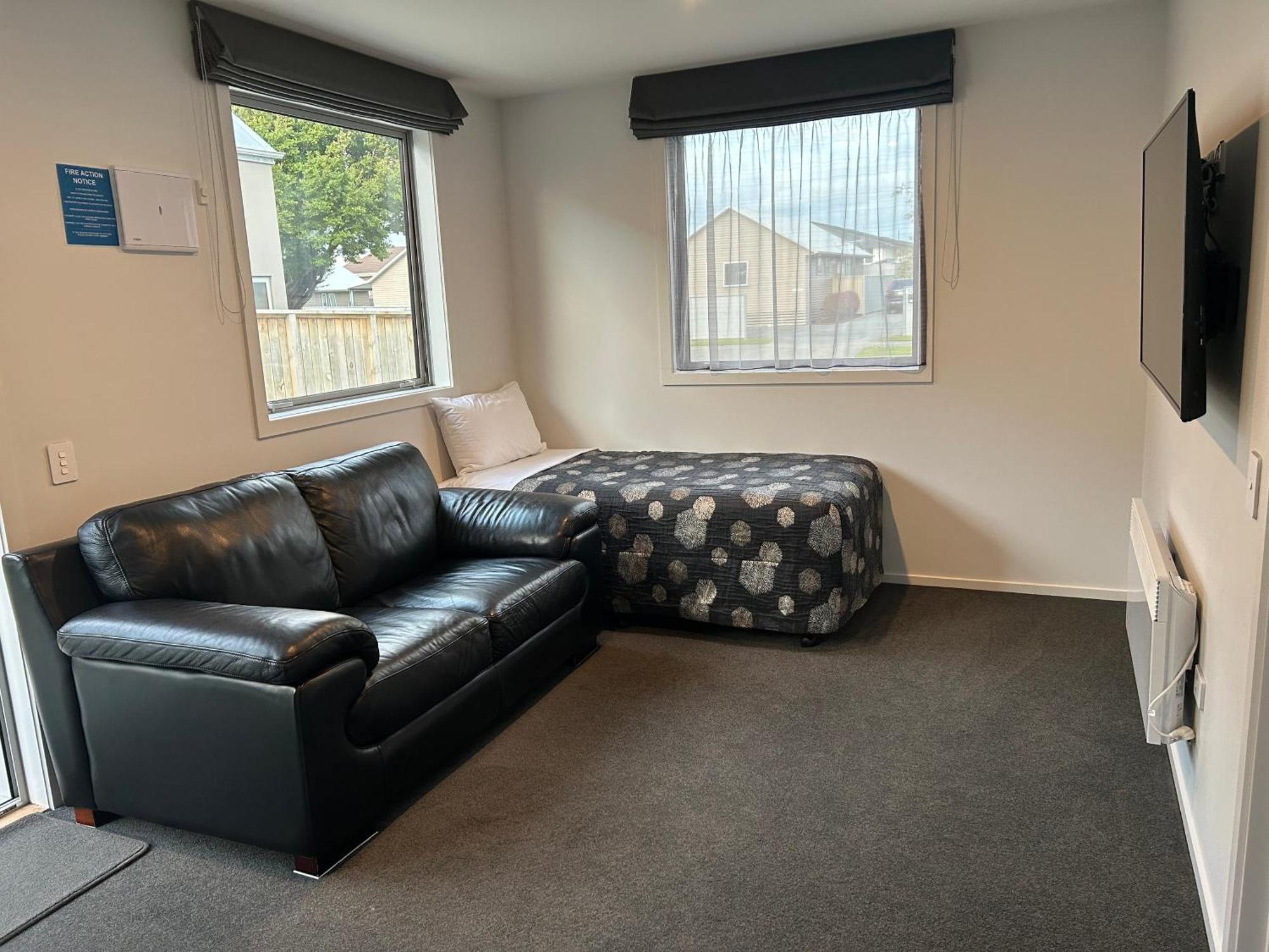 Shelby Motor Lodge Invercargill Bagian luar foto