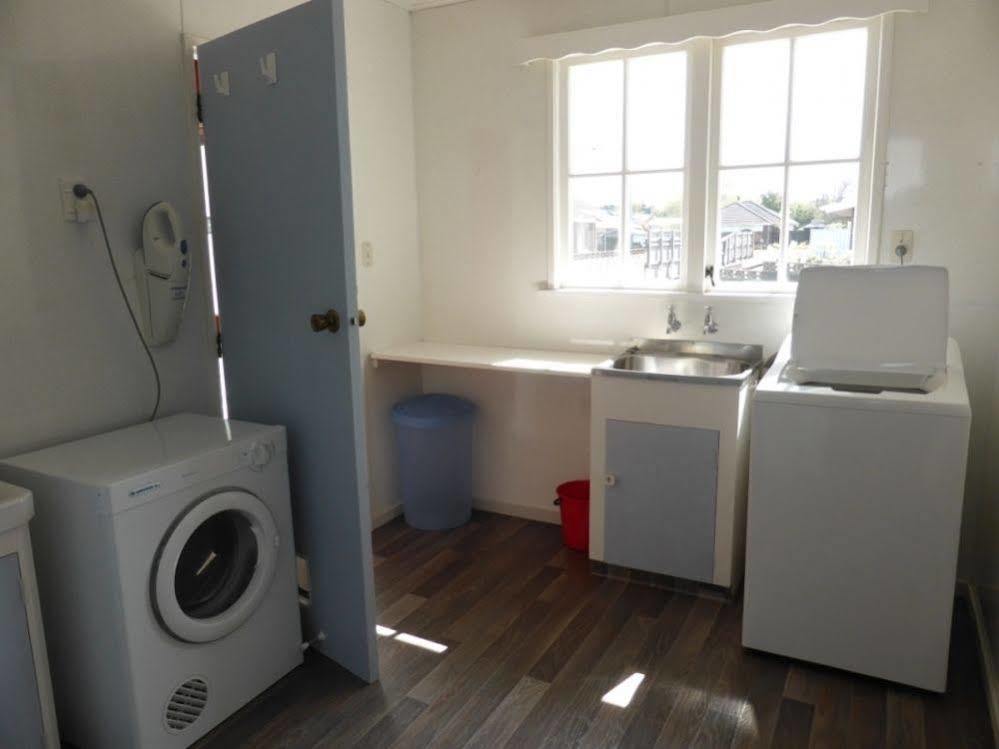 Shelby Motor Lodge Invercargill Bagian luar foto